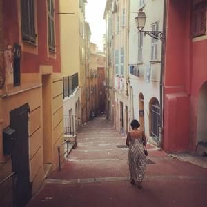 Meet your Posher, Dominique